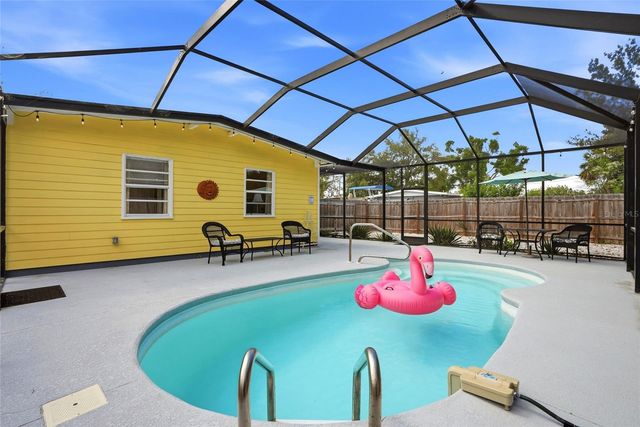 4420 NEPTUNE DRIVE SE, St Petersburg, FL 33705