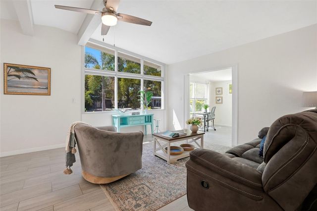 4420 NEPTUNE DRIVE SE, St Petersburg, FL 33705