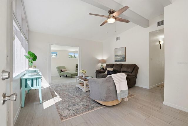 4420 NEPTUNE DRIVE SE, St Petersburg, FL 33705