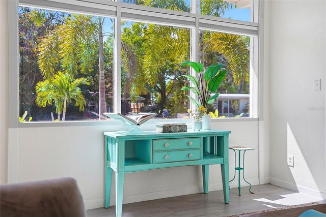 4420 NEPTUNE DRIVE SE, St Petersburg, FL 33705