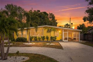 4420 NEPTUNE DRIVE SE, St Petersburg, FL 33705