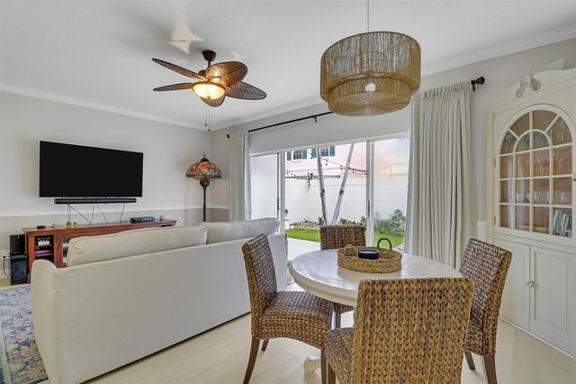 23 Live Oak Circle, Tequesta, FL 33469