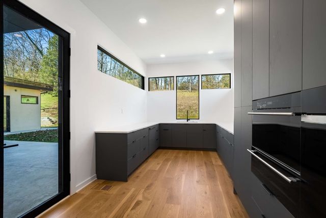 4503 Wayland Dr, Nashville, TN 37215