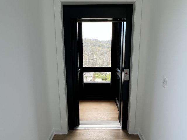 4503 Wayland Dr, Nashville, TN 37215