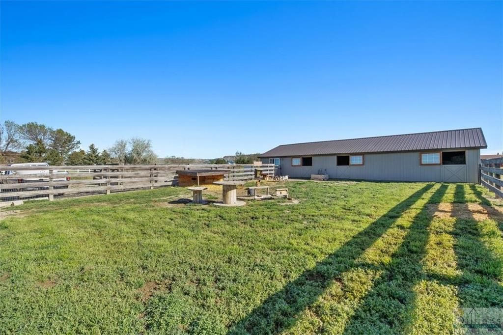8542 Monad ROAD, Billings, MT 59106 photo 32