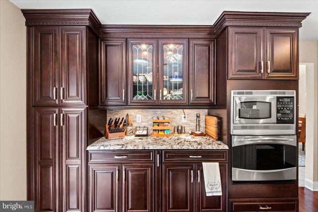 17003 CASS BROOK LN, Woodbridge, VA 22191