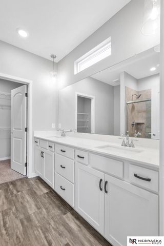 4509 S 213TH Street, Elkhorn, NE 68022