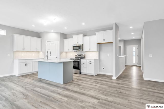 4509 S 213TH Street, Elkhorn, NE 68022