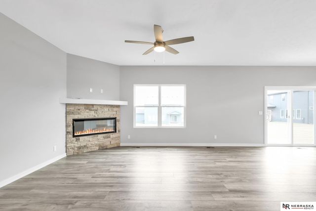 4509 S 213TH Street, Elkhorn, NE 68022