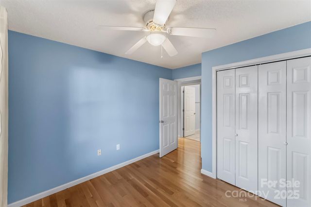 33 Ashwood Drive, Asheville, NC 28803