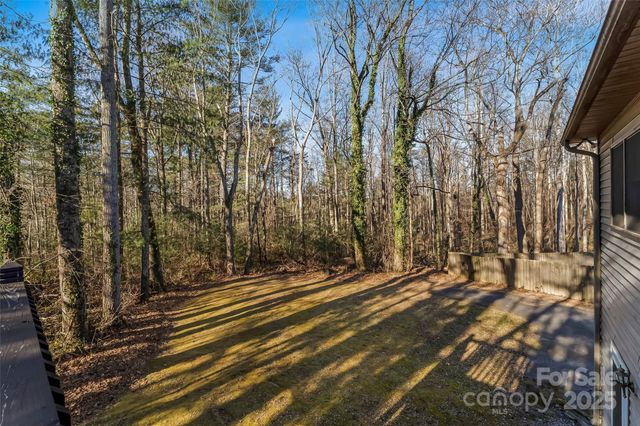 33 Ashwood Drive, Asheville, NC 28803