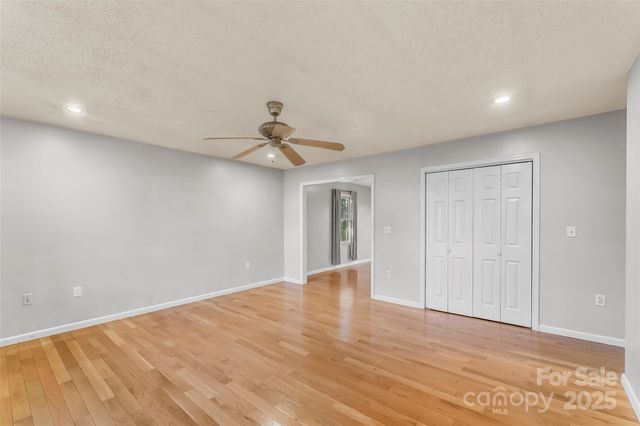 33 Ashwood Drive, Asheville, NC 28803