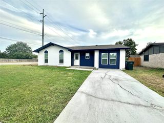 1322 Shorecrest Drive, Garland, TX 75040