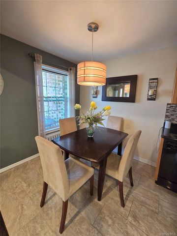 151-35 84th Street 4M, Howard Beach, NY 11414