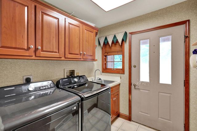 4 QUAIL RIDGE DR, Reading, PA 19607