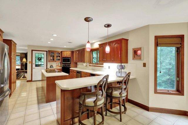 4 QUAIL RIDGE DR, Reading, PA 19607