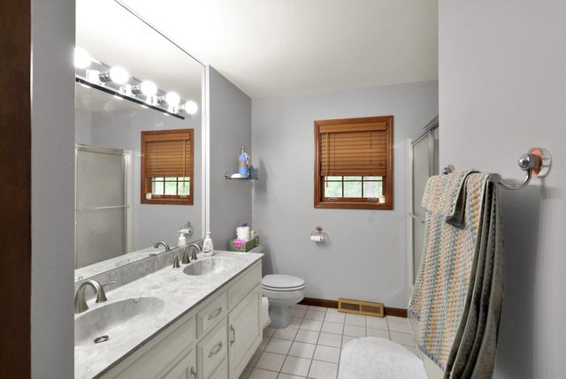 4 QUAIL RIDGE DR, Reading, PA 19607