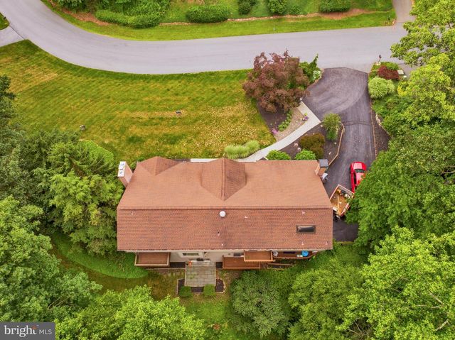 4 QUAIL RIDGE DR, Reading, PA 19607