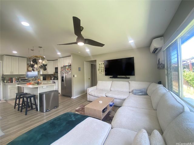 84-567 Kepue Street, Waianae, HI 96792