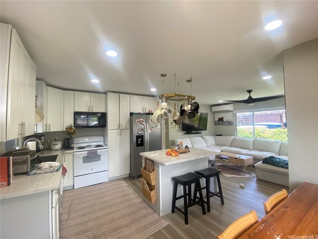 84-567 Kepue Street, Waianae, HI 96792