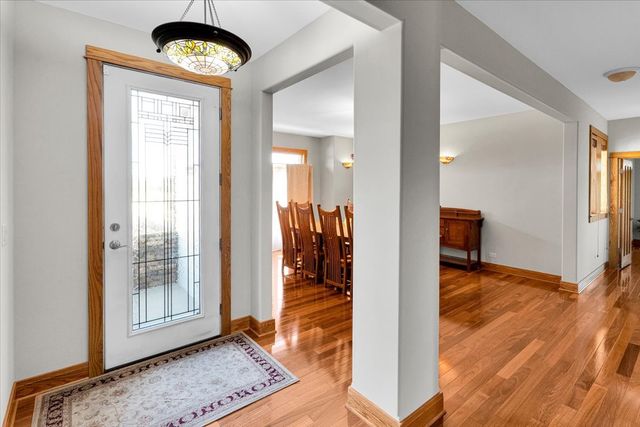 10952 Tanglewood Trails Drive, Yorkville, IL 60560