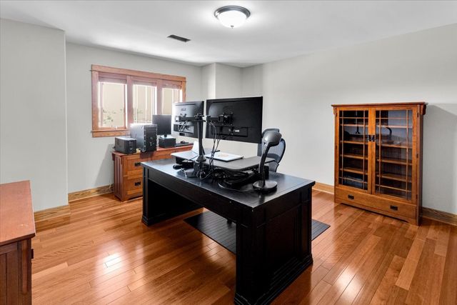 10952 Tanglewood Trails Drive, Yorkville, IL 60560