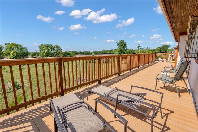 10952 Tanglewood Trails Drive, Yorkville, IL 60560