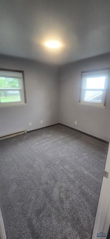 39 FAIRMONT BLVD, Rapid City, SD 57701