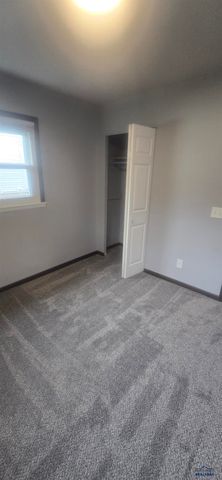 39 FAIRMONT BLVD, Rapid City, SD 57701