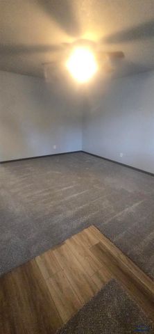 39 FAIRMONT BLVD, Rapid City, SD 57701