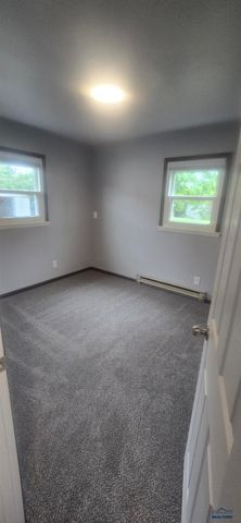 39 FAIRMONT BLVD, Rapid City, SD 57701