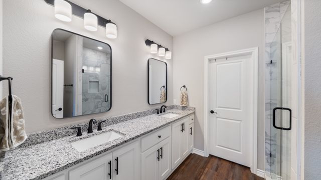 301 Paschall Boulevard, Mabank, TX 75147