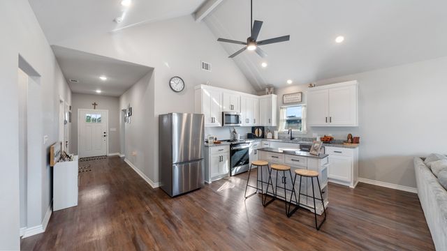 301 Paschall Boulevard, Mabank, TX 75147