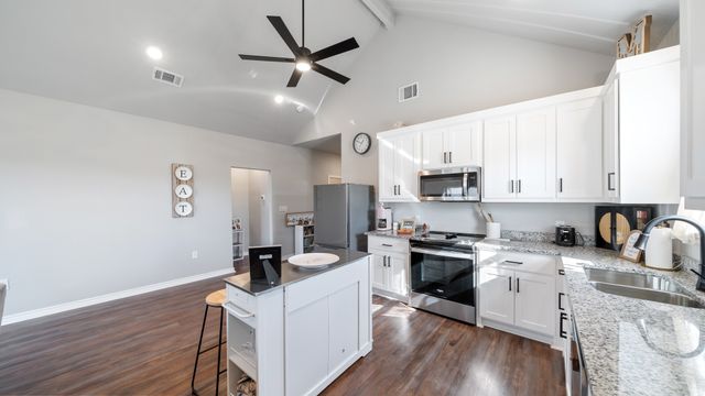 301 Paschall Boulevard, Mabank, TX 75147