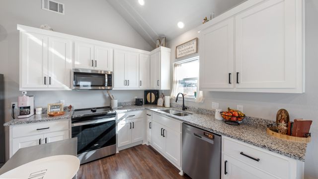 301 Paschall Boulevard, Mabank, TX 75147