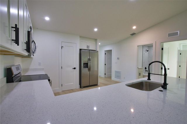 17147 CARLEEN AVENUE, Port Charlotte, FL 33948