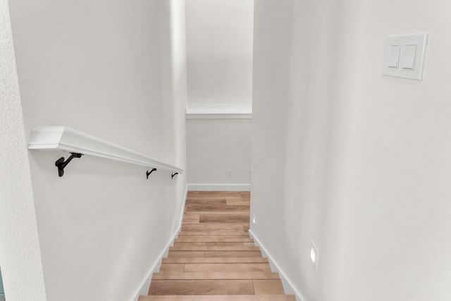 157 Rollin Pt, Branson West, MO 65737