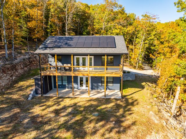 157 Rollin Pt, Branson West, MO 65737