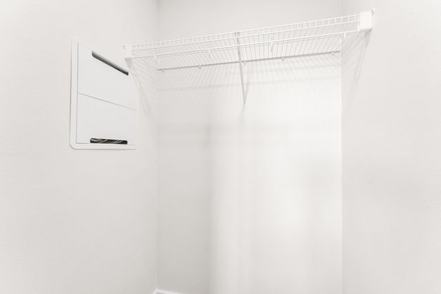 157 Rollin Pt, Branson West, MO 65737