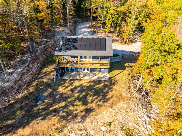 157 Rollin Pt, Branson West, MO 65737