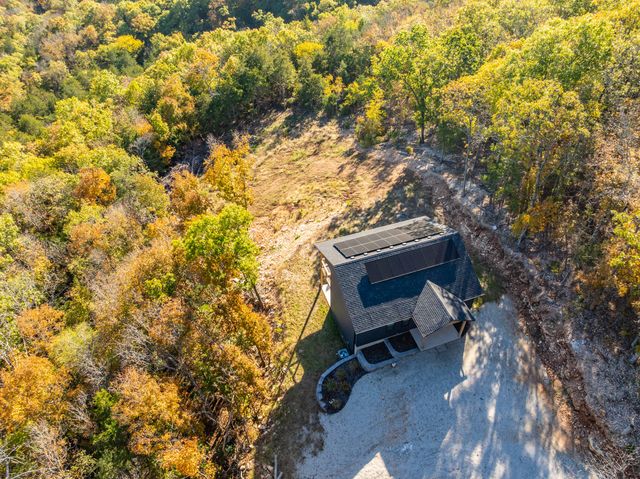 157 Rollin Pt, Branson West, MO 65737