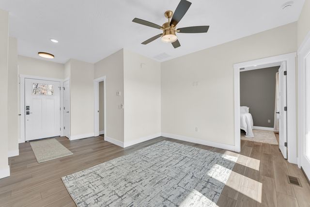 157 Rollin Pt, Branson West, MO 65737