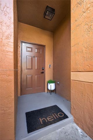 1594 Barcelona Way 5-18, Weston, FL 33327