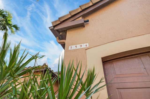 1594 Barcelona Way 5-18, Weston, FL 33327