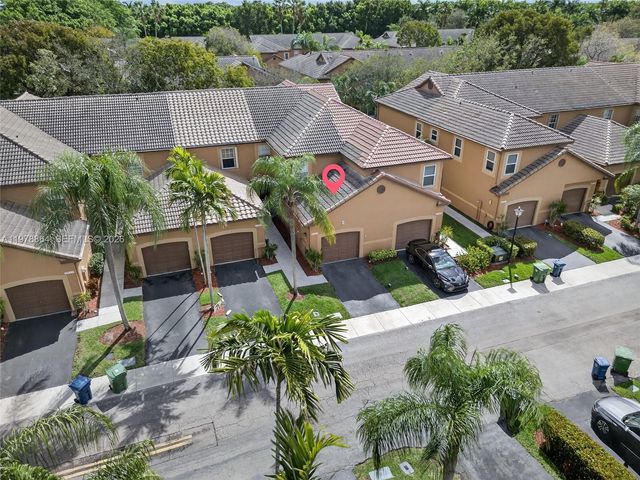 1594 Barcelona Way 5-18, Weston, FL 33327