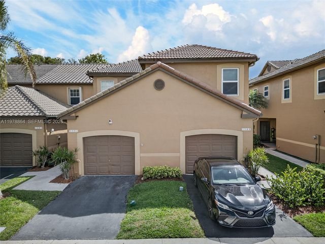 1594 Barcelona Way 5-18, Weston, FL 33327