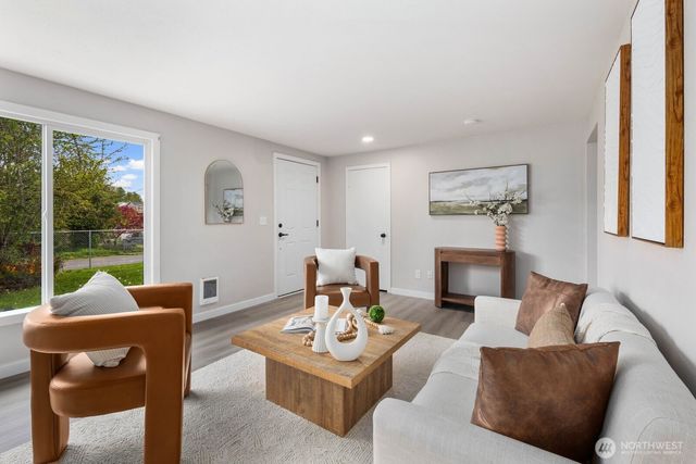 8826 S Sheridan Avenue, Tacoma, WA 98444