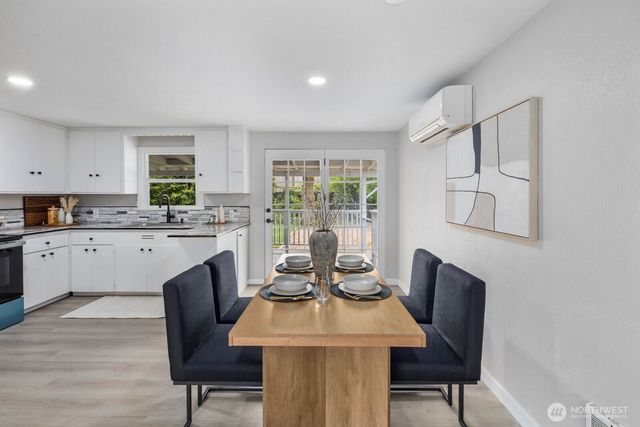 8826 S Sheridan Avenue, Tacoma, WA 98444