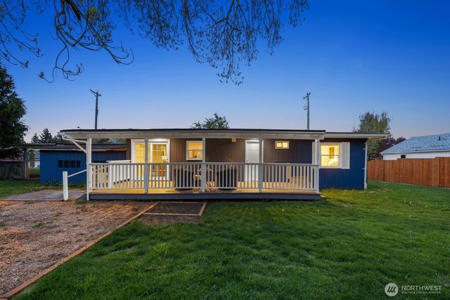 8826 S Sheridan Avenue, Tacoma, WA 98444