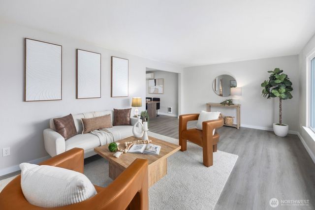 8826 S Sheridan Avenue, Tacoma, WA 98444